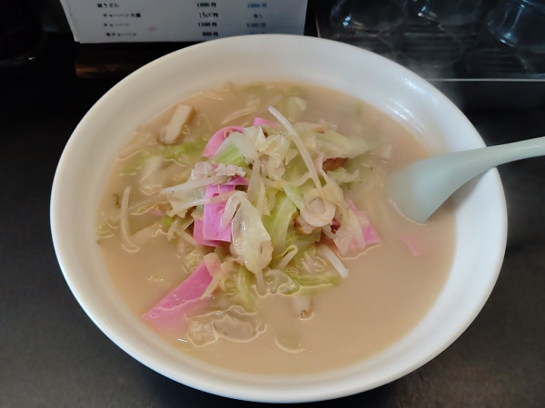 「ちゃんぽん　　　1200円」@長崎ちゃんぽんの写真