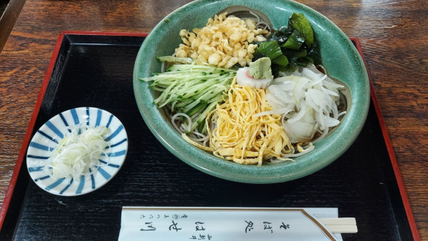 「冷やしたぬき蕎麦 900円」@蕎麦処 はせ川 西新井大師 本店の写真