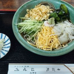 冷やしたぬき蕎麦 900円