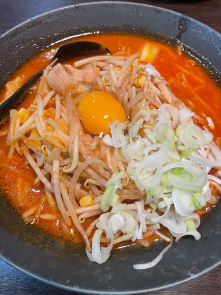 「キムチ納豆ラーメン」@柳家 フェザン店の写真