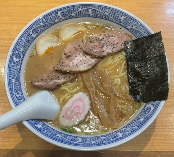 「ラーメン」@中華そば 青葉 川崎アゼリア店の写真