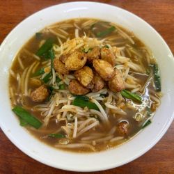 ベトコンラーメン1050円＋にんにく大盛り350円