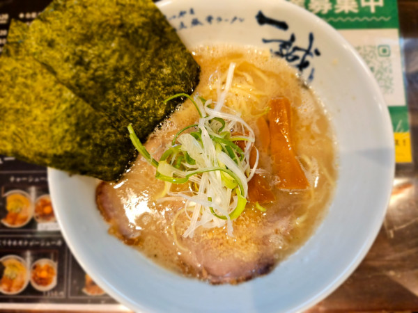 「帆立豚骨ラーメン」@帆立豚骨ラーメン 一誠の写真