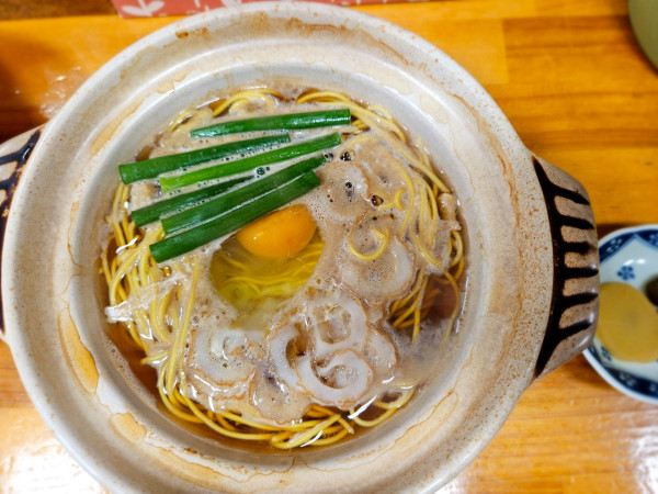 「鍋焼きラーメン並」@鍋焼きラーメン千秋の写真