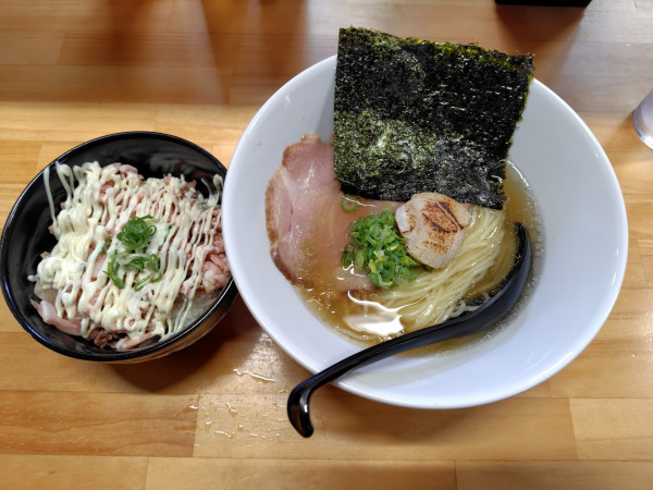 「炙りほたての塩らーめん930円（春夏限定）」@めん処 日の出丸 鳥取店の写真