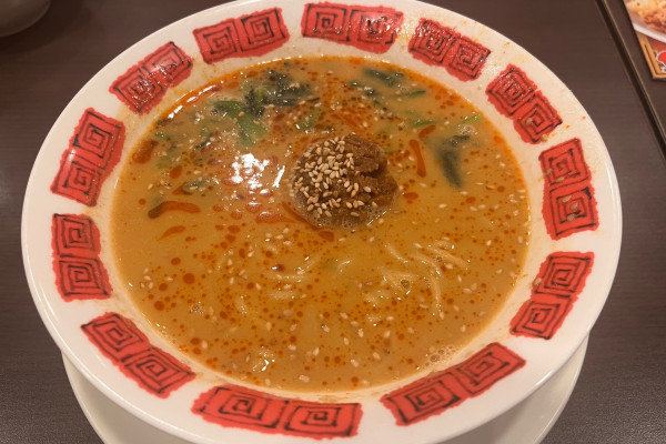 「濃厚担々麺」@バーミヤン 新子安店の写真