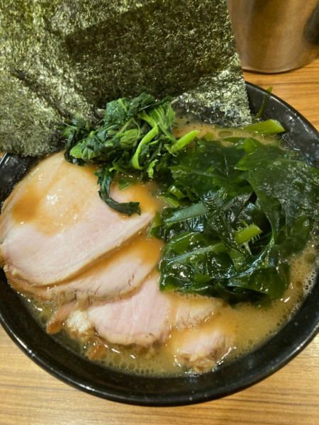 「チャーシュー麺、茎わかめ」@横浜家系らーめん 輝道家の写真