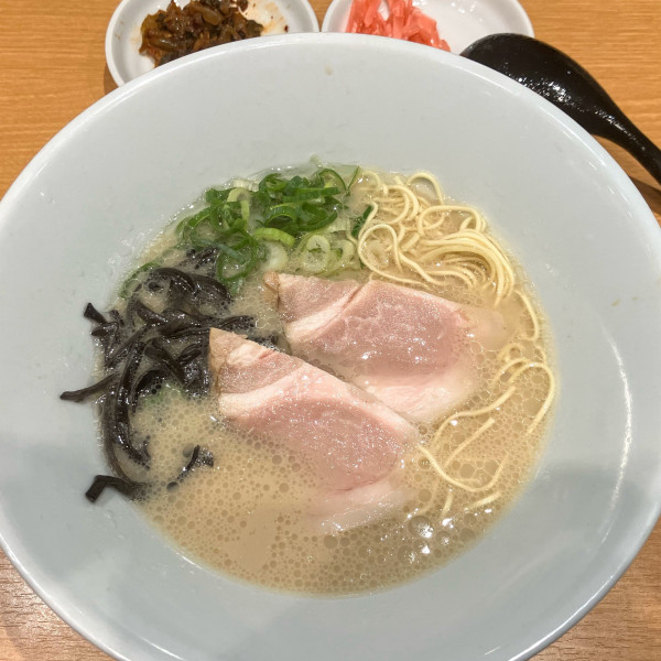 「白丸元味850円(PM価格550円)」@博多一風堂 ららぽーとTOKYO-BAY店の写真