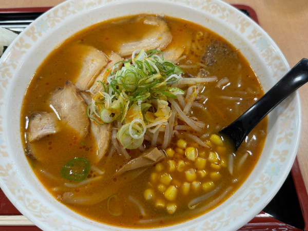 「味噌チャーシューメン　中辛」@ホテーフーヅ 伊那店の写真