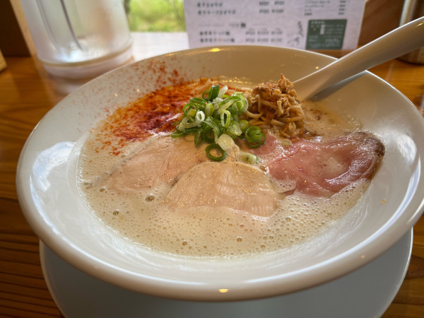 「泡鶏白湯ラーメン」@麺や句來夢の写真