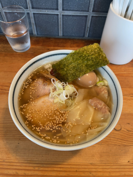 「塩中華そば+肉ワンタン」@中華そば 閃の写真