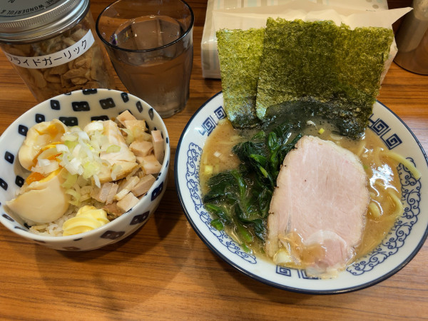 「ミニラーメン」@横浜豚骨醤油ラーメン YOLOの写真