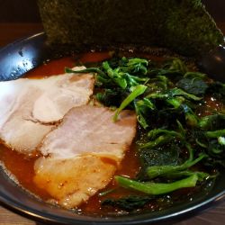 美辛ラーメン2辛、ほうれん草トッピング
