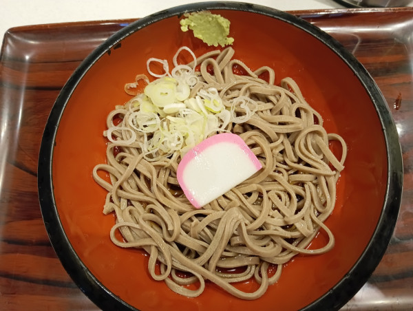 「かけそば・冷(¥360)」@そばの花の写真