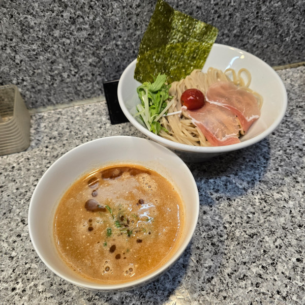 「甘海老とオマール海老のビスク風つけ麺」@麺屋 有希の写真