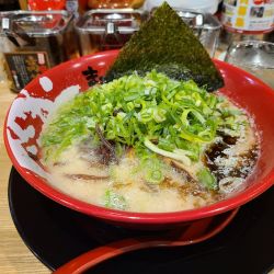 青ネギ牛白湯ラーメン