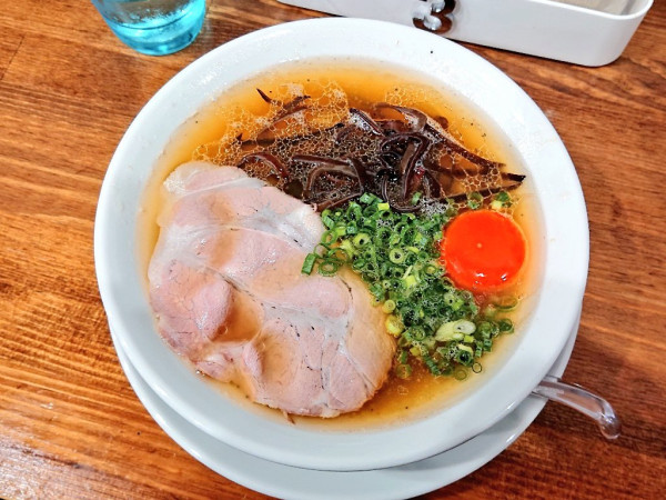 「海老豚骨ラーメン」@無冠 阿佐ヶ谷の写真