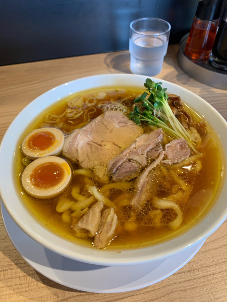 「親鶏飯セット　醤油、味玉トッピング」@手打 親鶏中華そば綾川 大成店の写真
