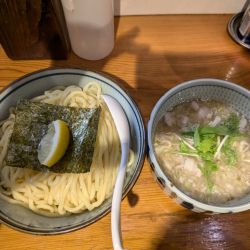 ガーリック豚塩つけ麺950円大盛100円
