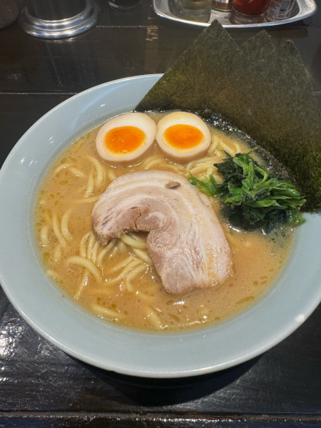 「味玉ラーメン」@横浜家系ラーメン 気合家の写真