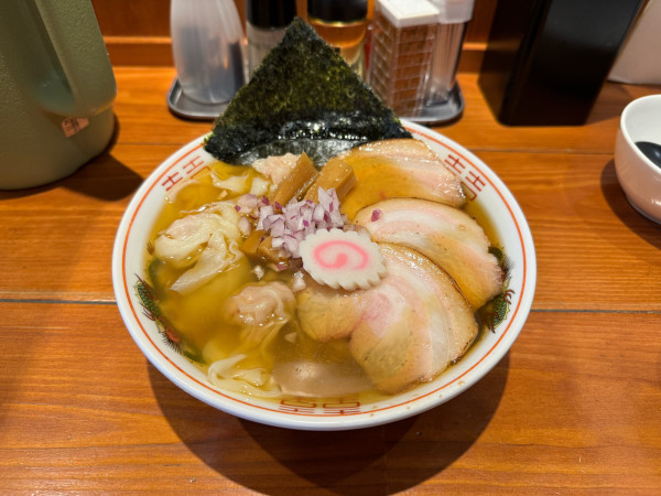 「【限定】煮干しチャーシューワンタン」@麺屋 真心の写真