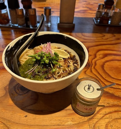 「夏麺第5弾 冷たいヌルヌルラーメン《メカブ入り》1100円。」@麺場 浜虎 横浜店の写真