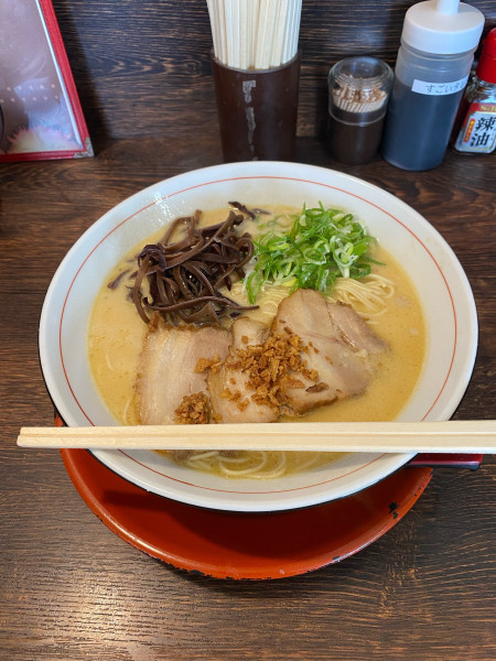 「鶏そば大盛」@ヤサイラーメン三十二匁の写真