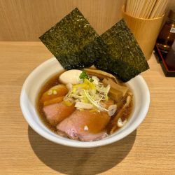 黒ラーメン全部のせ