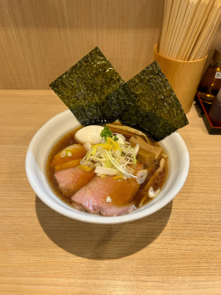 「黒ラーメン全部のせ」@麺処 しかての写真