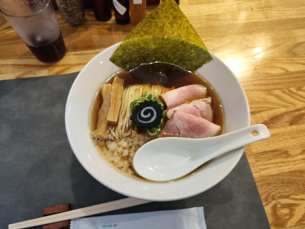「煮干しらぁめん」@麺屋 星花灯の写真