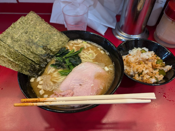 「らーめん」@らーめん 谷瀬家 新橋店の写真