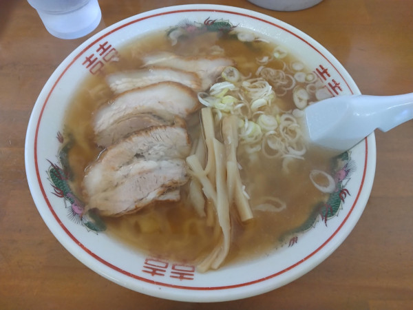 「ラーメン¥700-」@手打ちラーメン ピッコロの写真