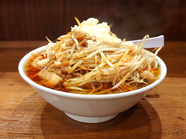 「茨城スタミナタンメン　大盛（全マシ・ブロック肉増し）」@茨城タンメン カミナリ 水戸城南店の写真