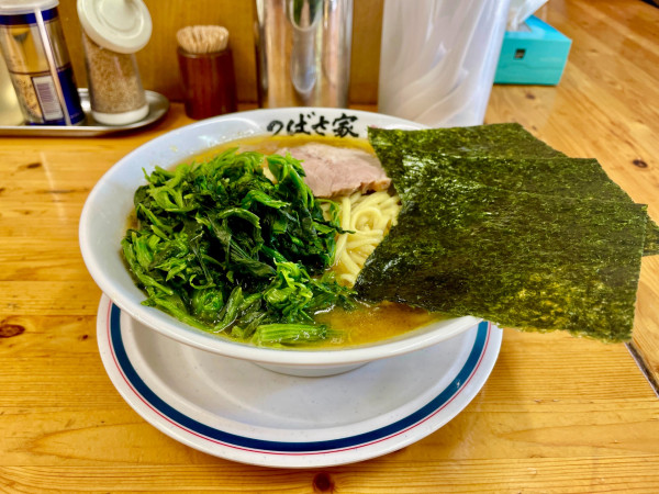 「ラーメン ほうれん草増し」@横浜家系ラーメン 武蔵境つばさ家の写真