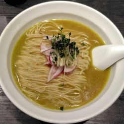 冷や牡蠣 1200円