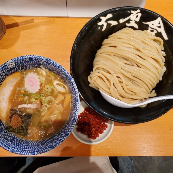 「辛つけ麺」@六厘舎の写真