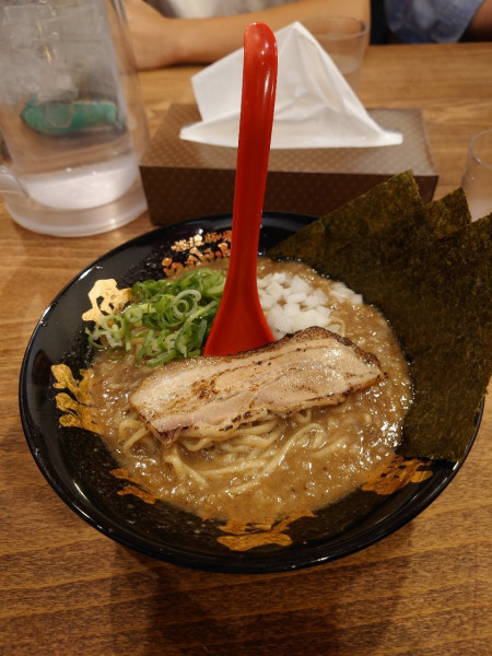 「禁断ラーメン」@極濃豚骨 らーめん小僧の写真