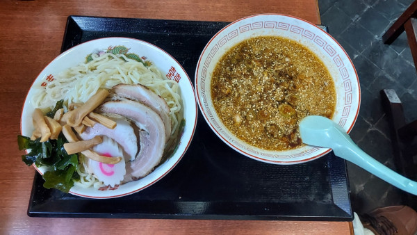 「スタミナつけ麵（中華）800円」@生蕎麦 満留賀の写真