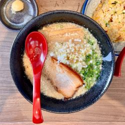 Ｂランチ とんこつみそらぁ麺 半チャーハンセット