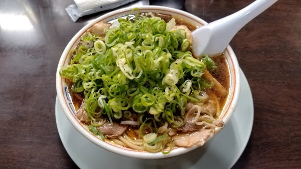 「中華そば(小)＋やきめし(小)_1150円」@新福菜館 KiKi京橋店の写真