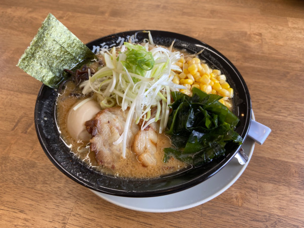 「特製みそラーメン(白ネギ)(1500円)」@クラーク軒の写真