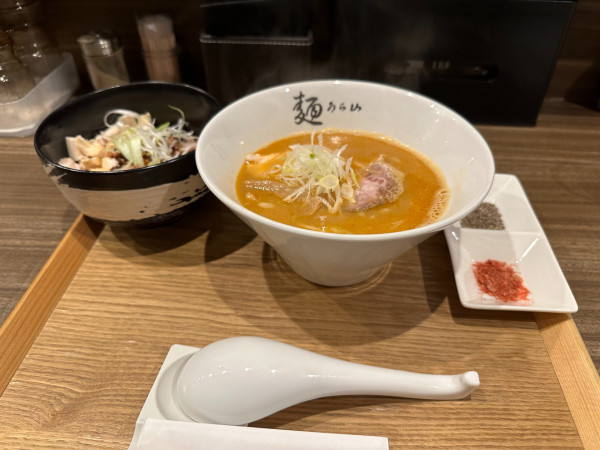 「海老味噌ラーメン」@麺うら山 栄本店の写真