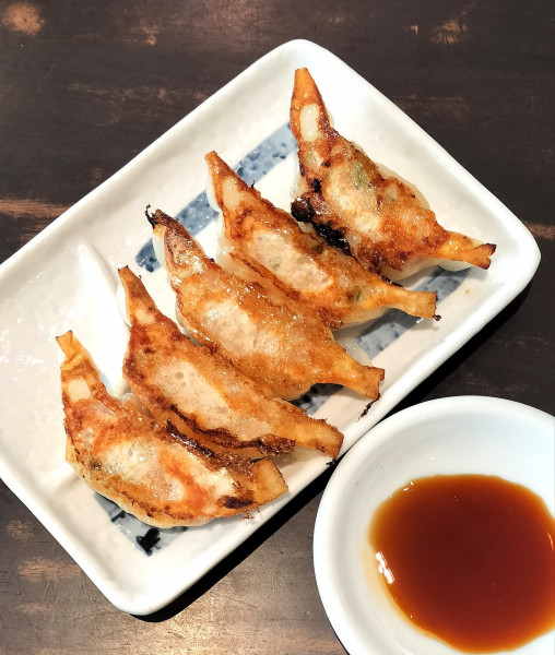 「お得セット(餃子＋ごはん) 400円」@三河開化亭 半田店の写真