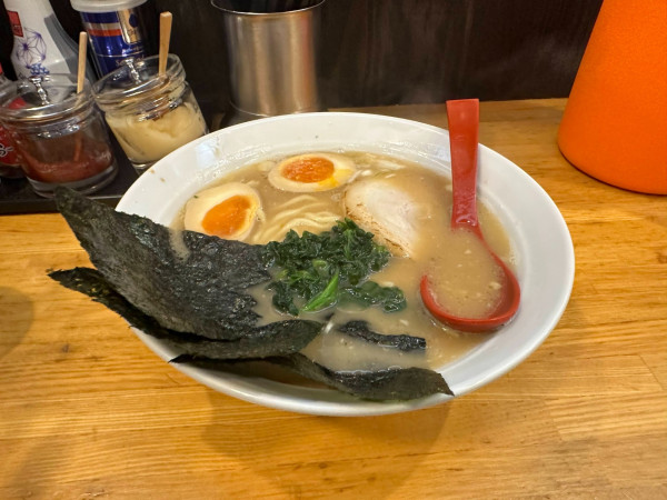 「ラーメン 味玉」@ラーメン大桜 東神奈川駅前店の写真