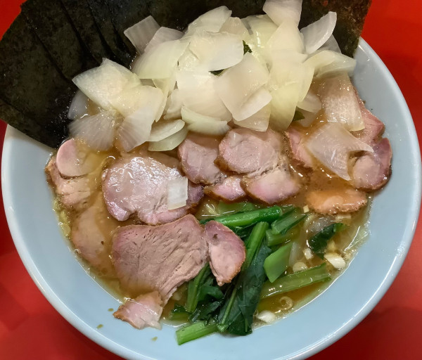 「チャーシュー麺　+ タマネギ　+ のり」@横浜家系ラーメン 黄金家 鴨居店の写真
