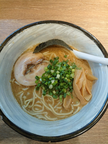 「らーめん」@風雲児 横浜店の写真