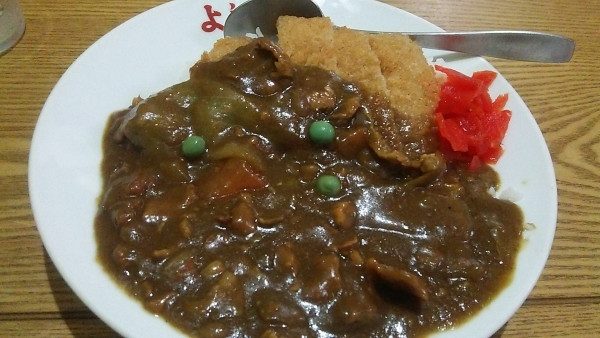 「カツカレー 1100円」@よしの食堂の写真