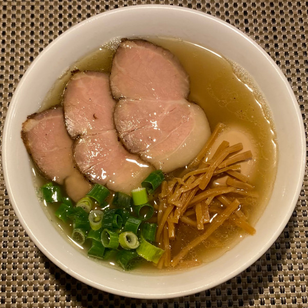 「スペシャル塩らぁめん（平打麺）¥1,150」@らぁめんや やしげるの写真