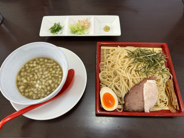 「ニボざる冷やし」@麺屋 むじゃきの写真