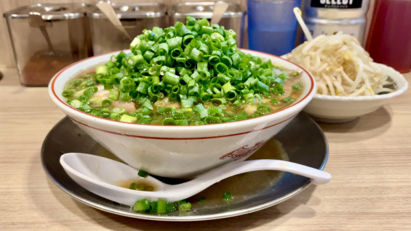 「正油ネギ チャーシュー増し もやし」@鯨人の写真